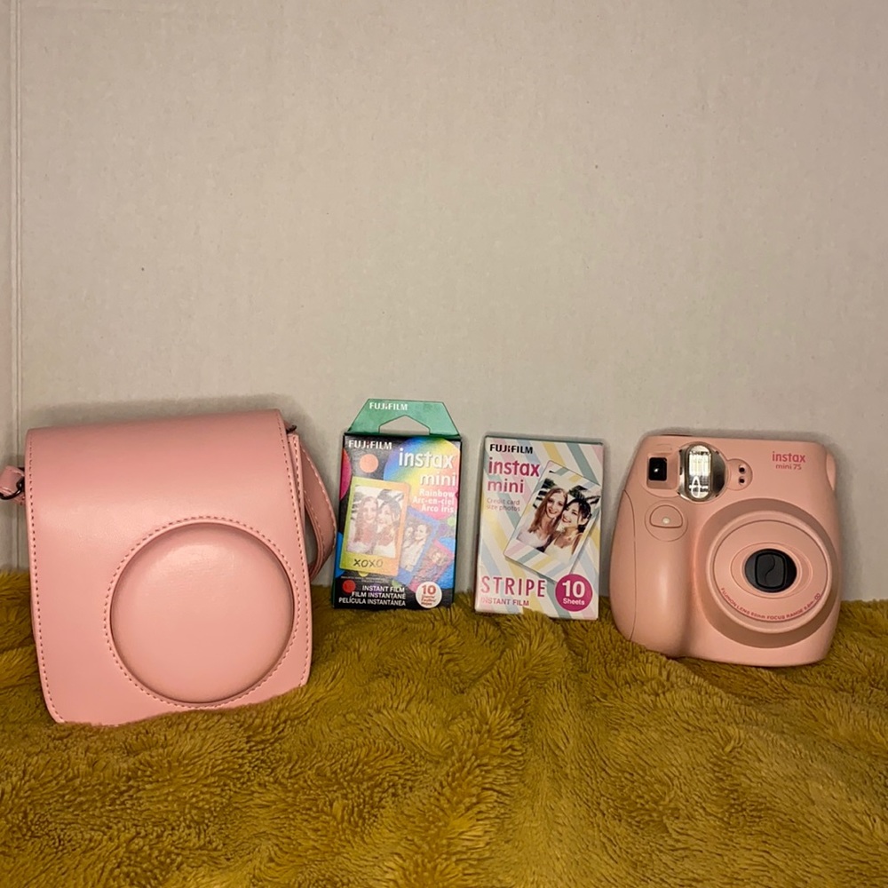 INSTAX mini 7S Polaroid camera